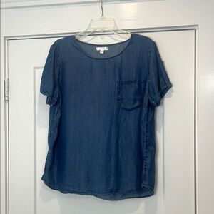 LC Lauren Conrad Indigo cuffed Short Sleeve Top size large.